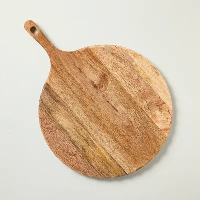 Carved Edge Round W…